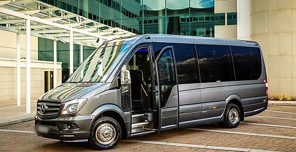 33 Seater Minibus Hire in Edinburgh